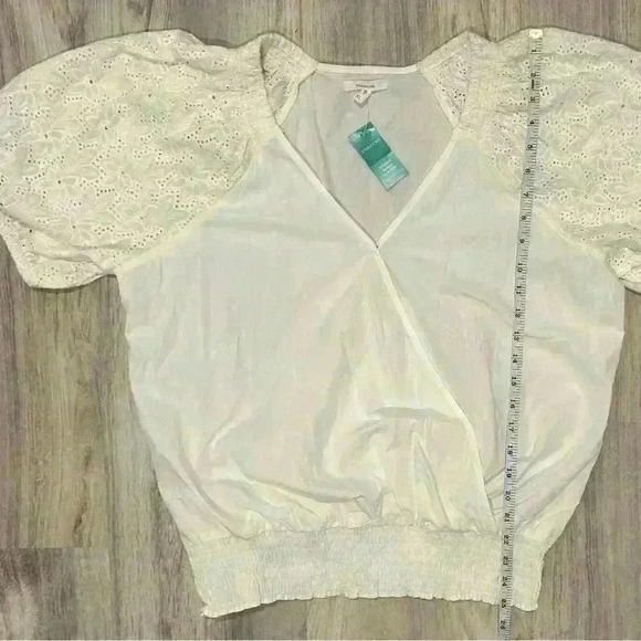 NWT Maurice’s Short Sleeve Eyelet Wrap Blouse Ivory Smocked Waist Cotton Size XL - Picture 3 of 9